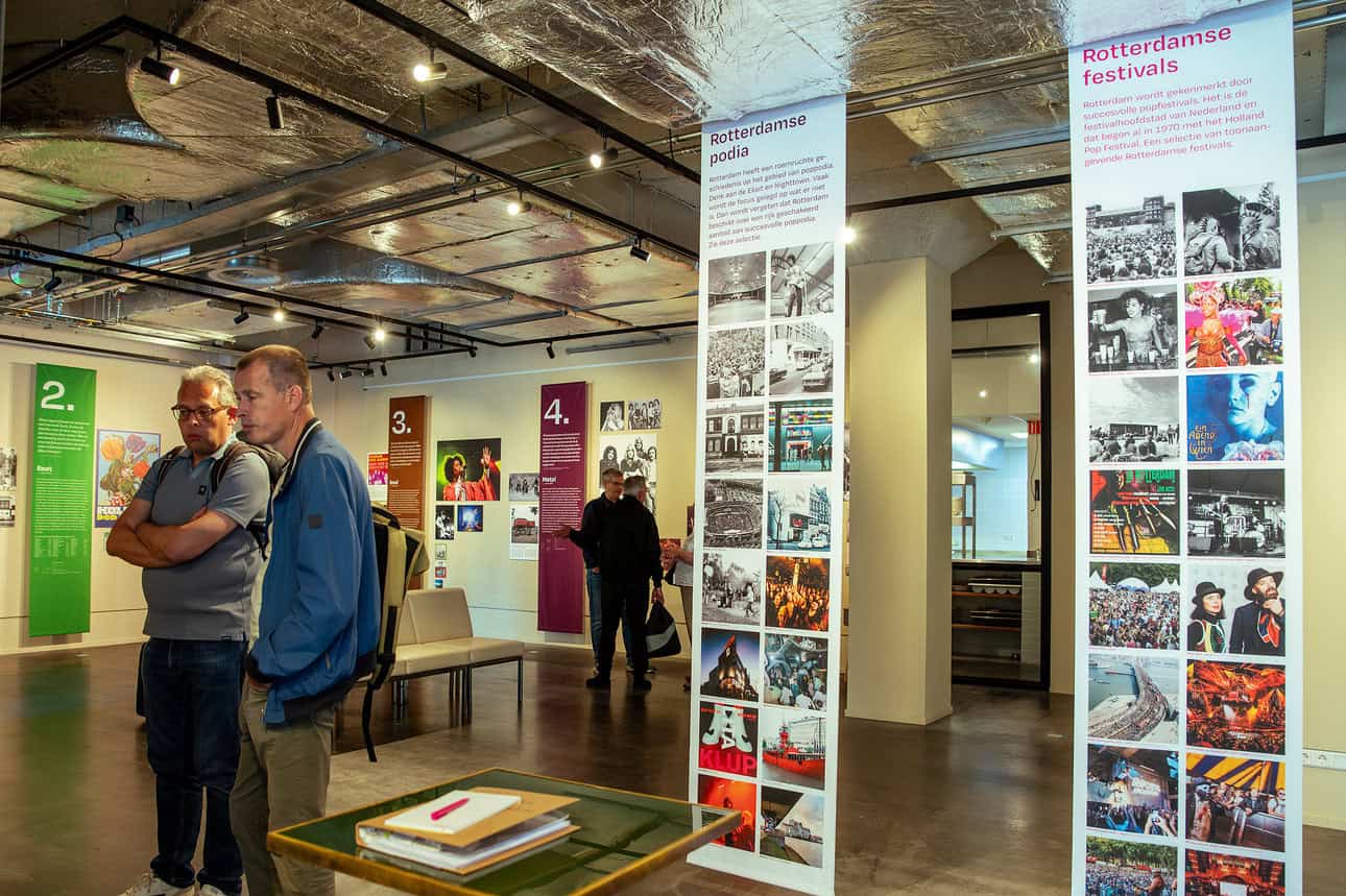 Rotterdam Popstad exhibition at de Doelen ends after six weeks. Over 700 visitors explored 70 years of the city’s music history.
